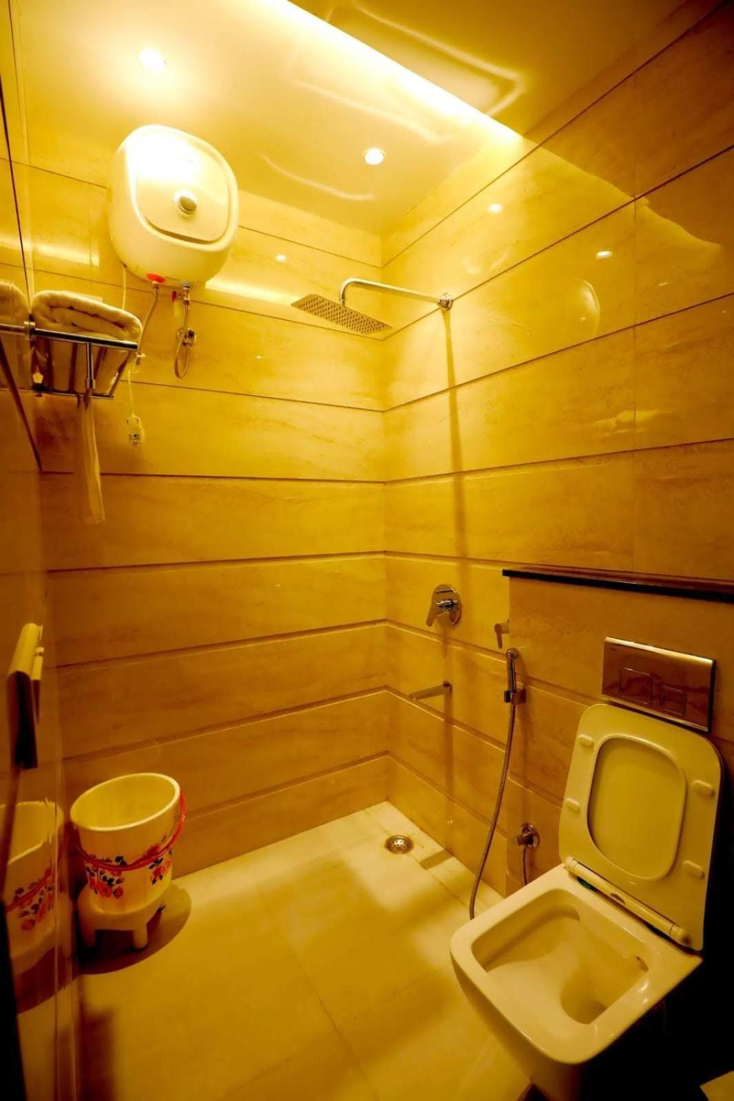 Large Double Room