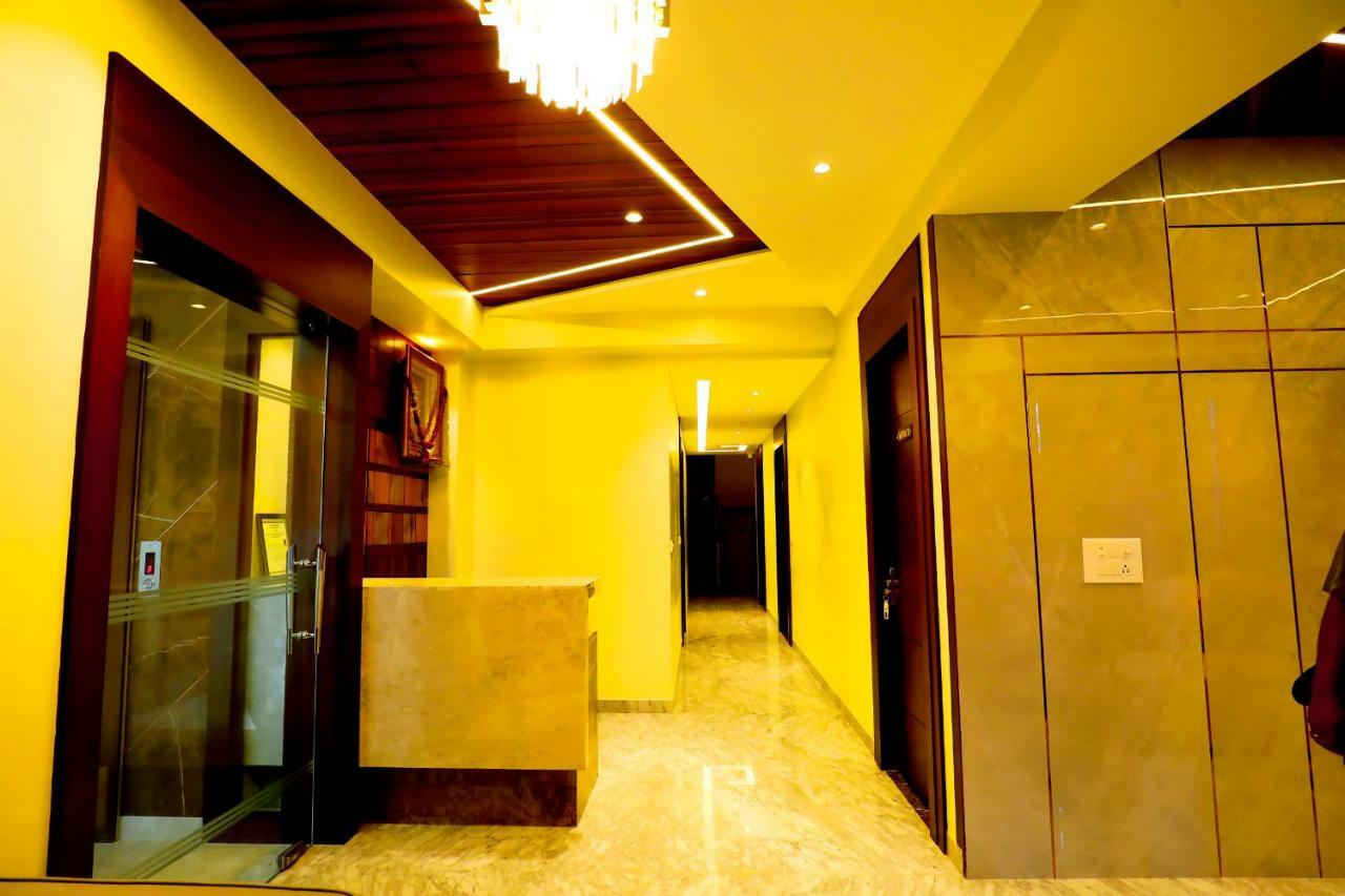 Large Double Room